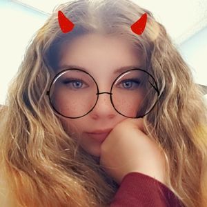 Meet your Posher, Kylee